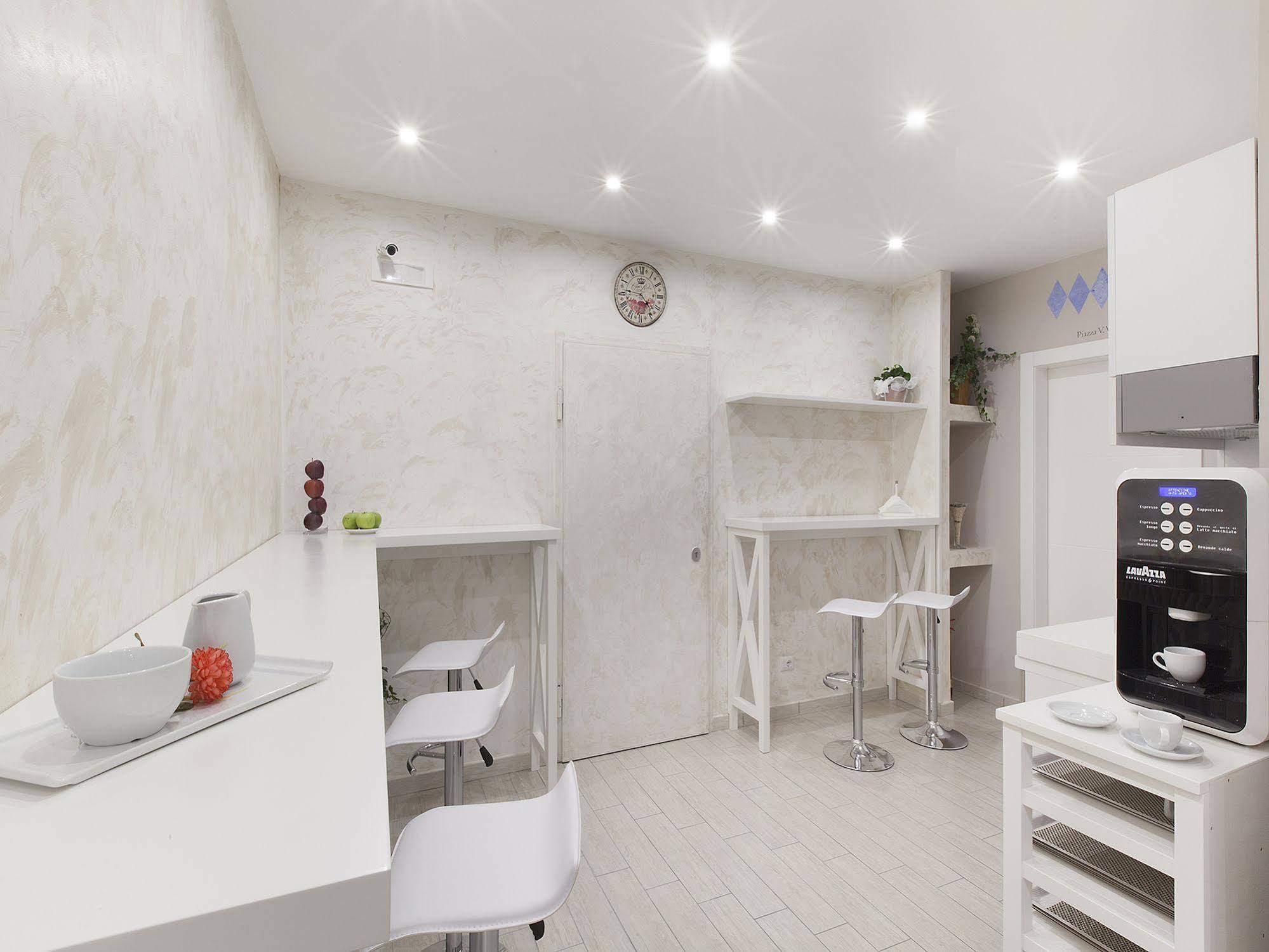 Bed and Breakfast Le Quattro Piazze Сорренто Экстерьер фото