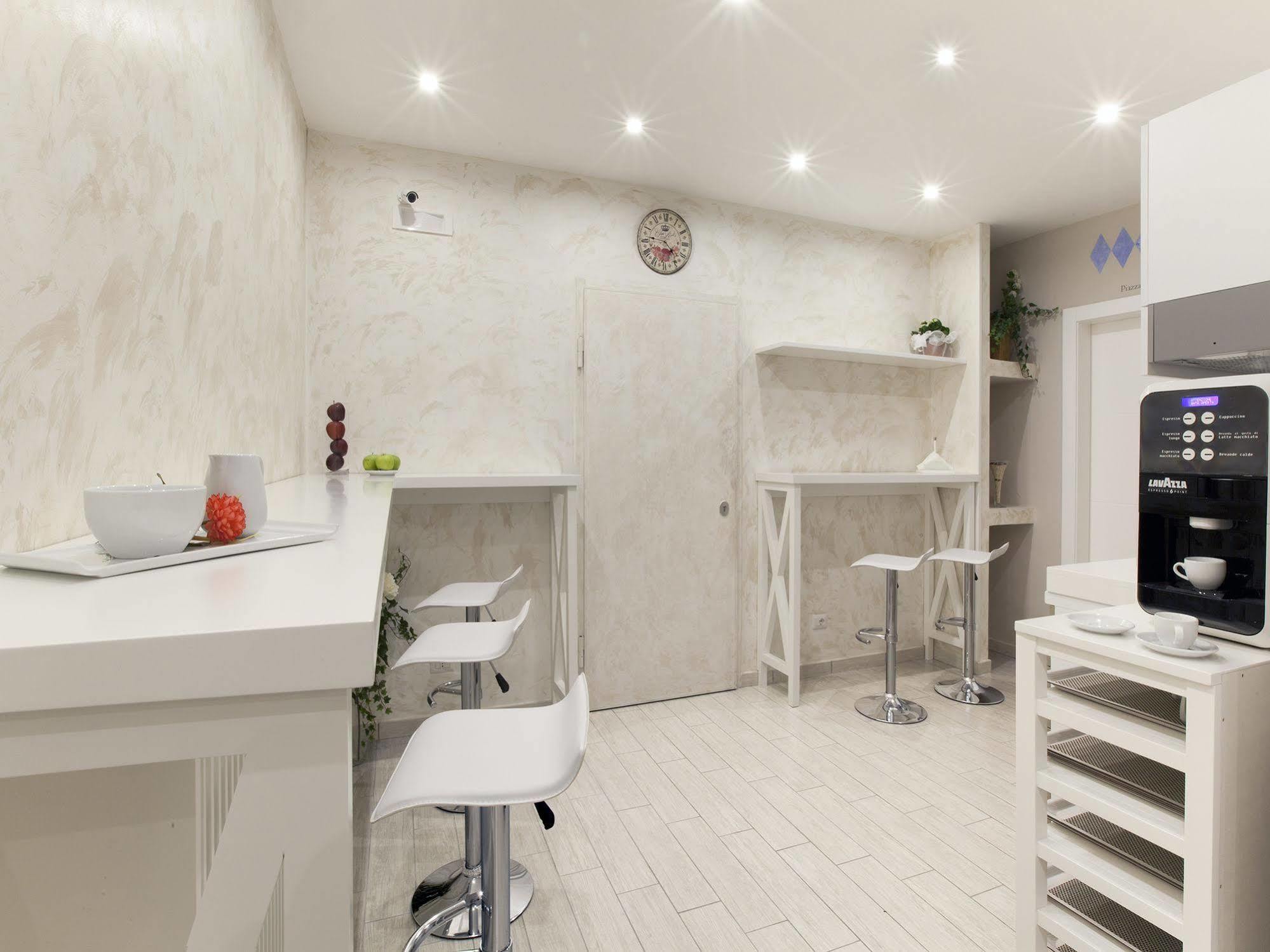 Bed and Breakfast Le Quattro Piazze Сорренто Экстерьер фото
