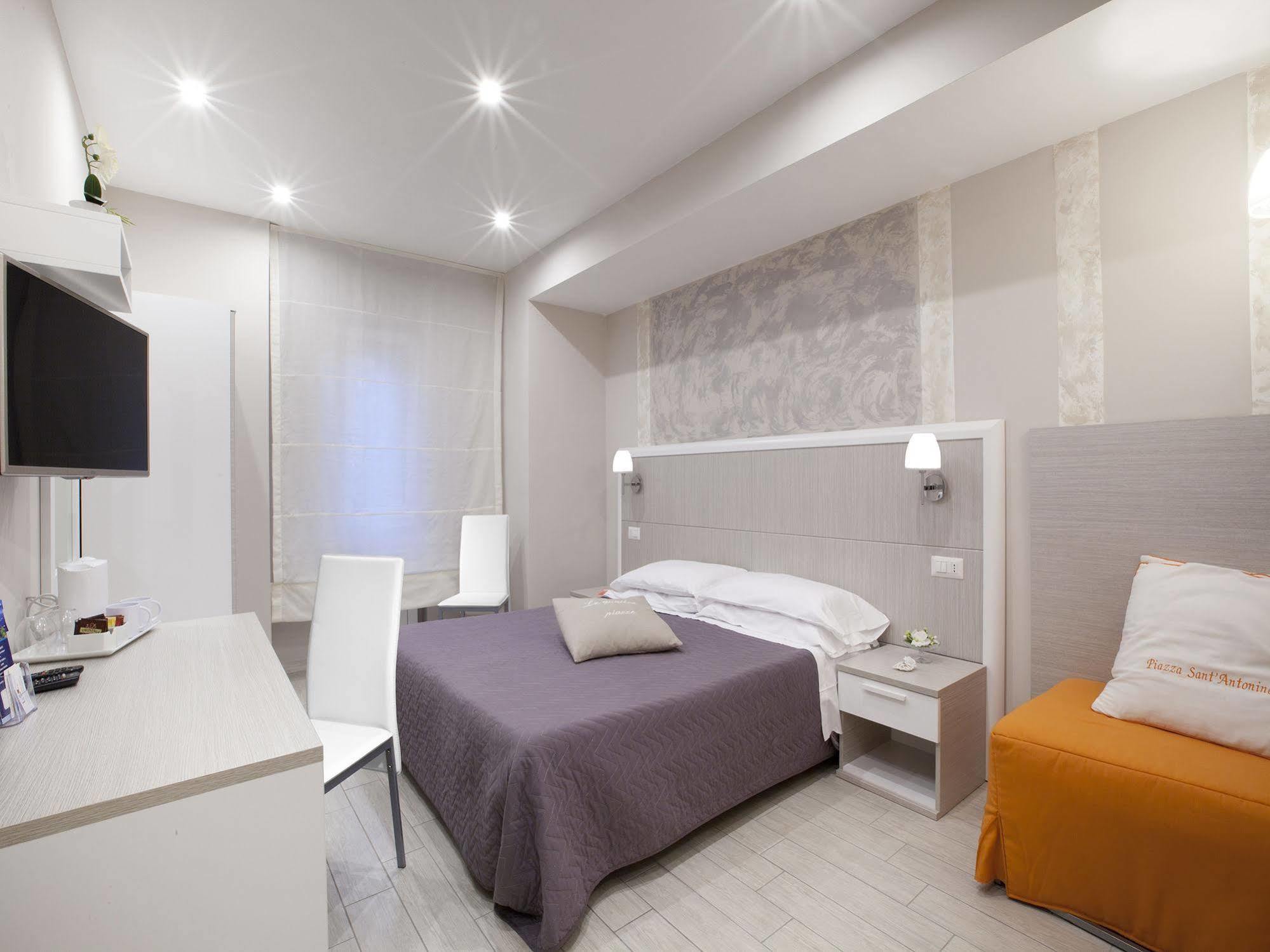 Bed and Breakfast Le Quattro Piazze Сорренто Экстерьер фото
